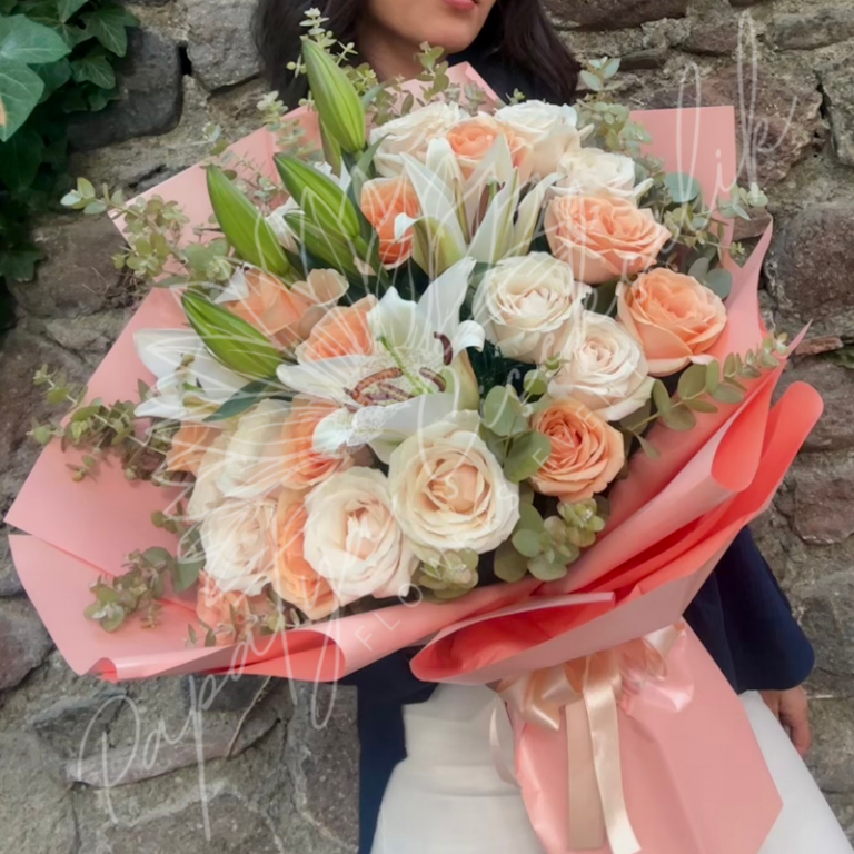 İthal Gül ve Lilyum Buketi