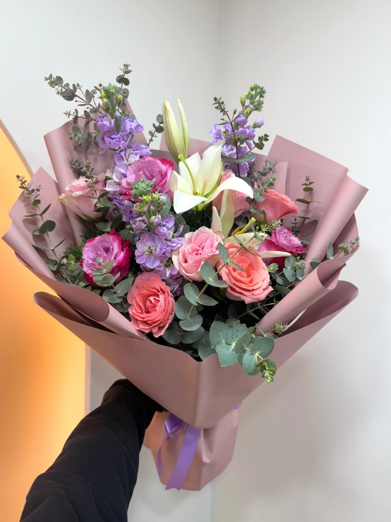 Pastel Gül, Lilyum, Şebboy