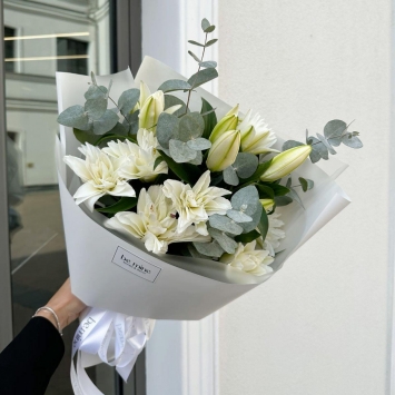 Lily Bouquet